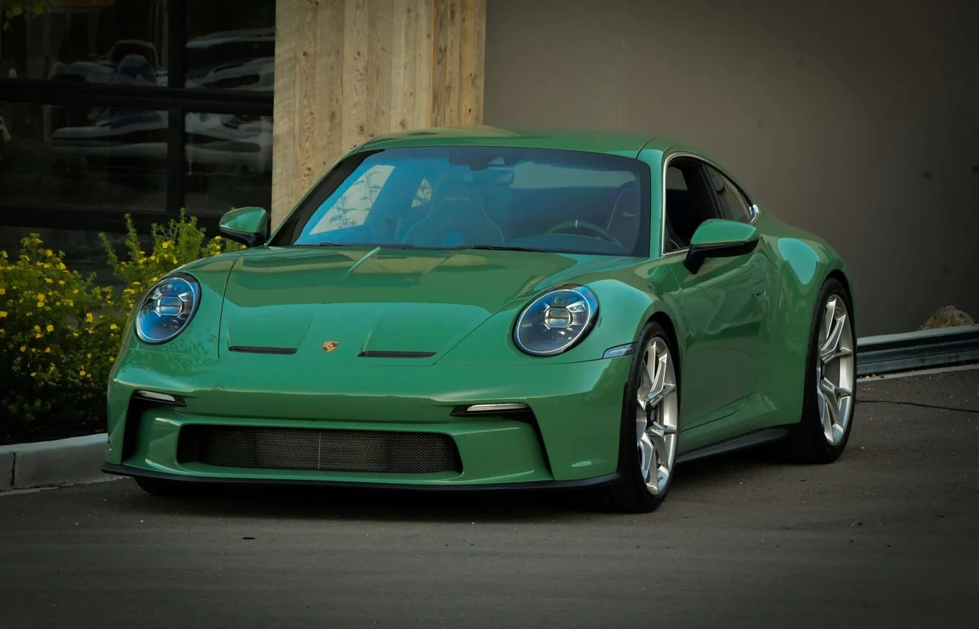 Porsche exterior paint finish in Dubai
